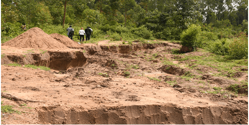 Before Intervention: Sand pits at Ezuku FR          